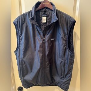 PATAGONIA Men’s “Pufferball” Vest, Large, Black